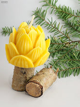 Load image into Gallery viewer, Lotus Beeswax Candle
